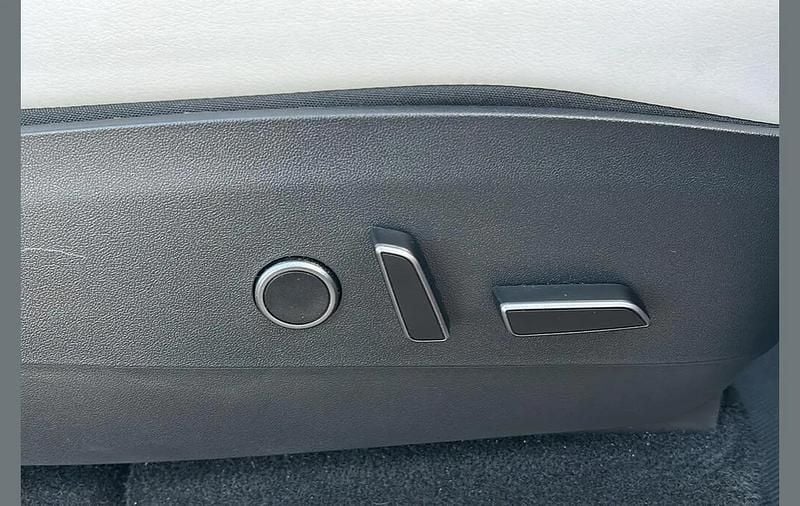 Used Tesla Model Y Performance 392 kW (534 HP) 2022 Grey SUV