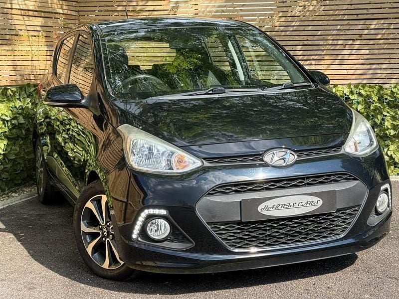 Used Hyundai i10 Premium SE 87 HP (63 kW) 2015 Black Hatchback