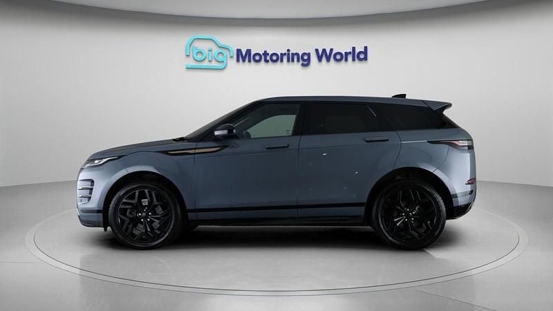 Used Land Rover Range Rover evoque SE Dynamic 207 HP (152 kW) 2022 Grey SUV