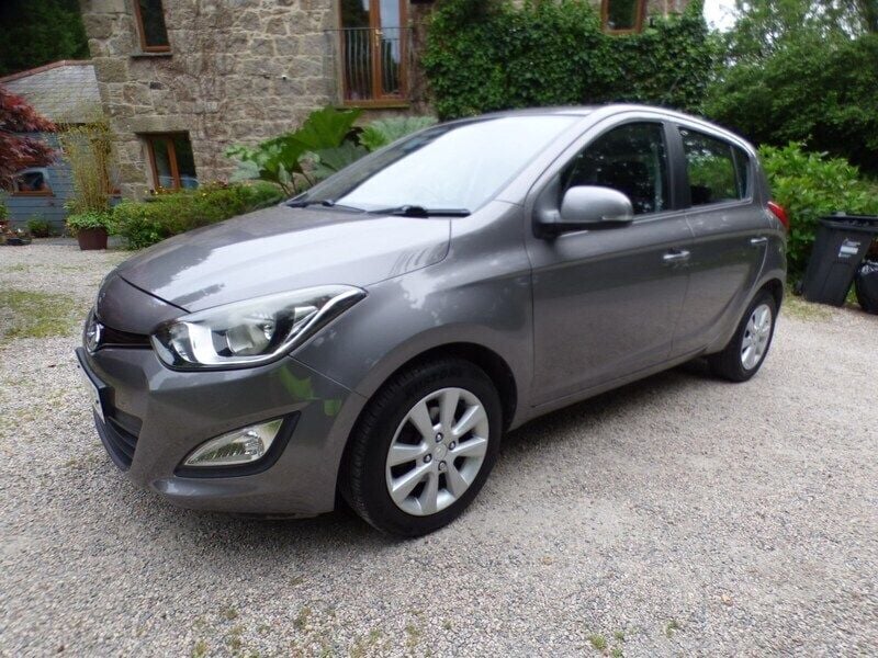 Grey Used 2012 Hyundai i20 Active Hatchback | £4,695 (Fair price) - Image 1/4
