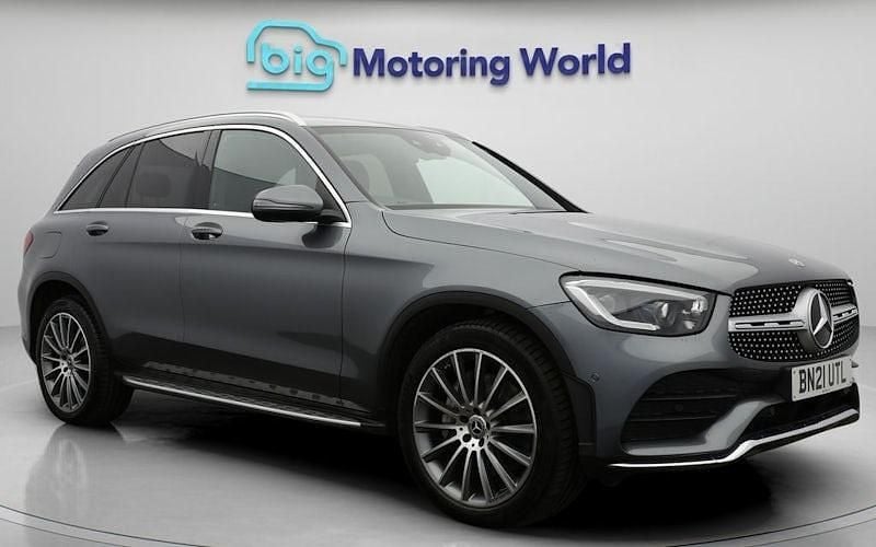 Used 2022 Mercedes GLC300 AMG Line Premium Estate | £29,900 (Good price) - Image 1/4