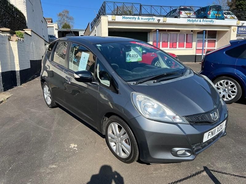 Used Honda Jazz EX 100 HP (73 kW) 2011 Grey Hatchback