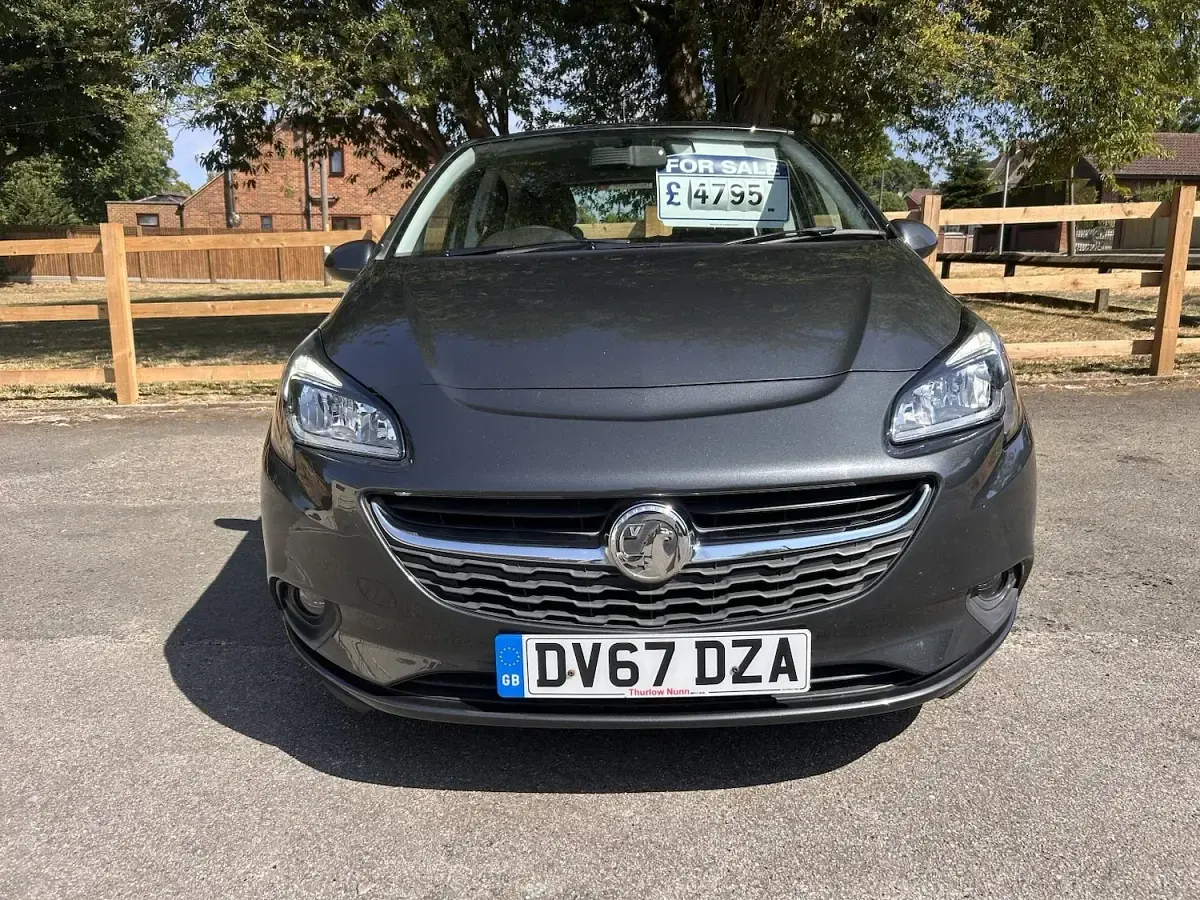 Used Vauxhall Corsa Design Edition 90 HP (66 kW) 2018 Grey Hatchback