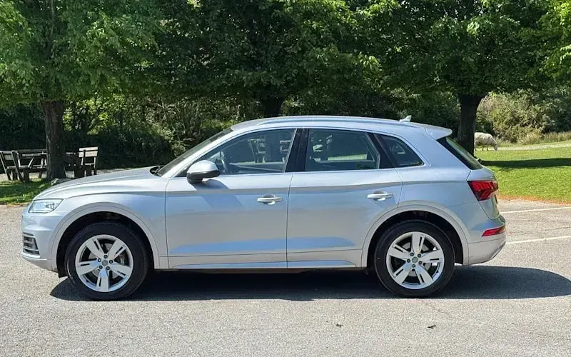 Used Audi Q5 Sport 190 HP (139 kW) 2017 Silver SUV