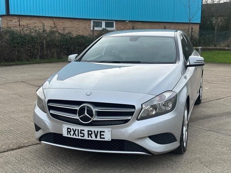 Used Mercedes A200 136 HP (100 kW) 2015 Silver Hatchback