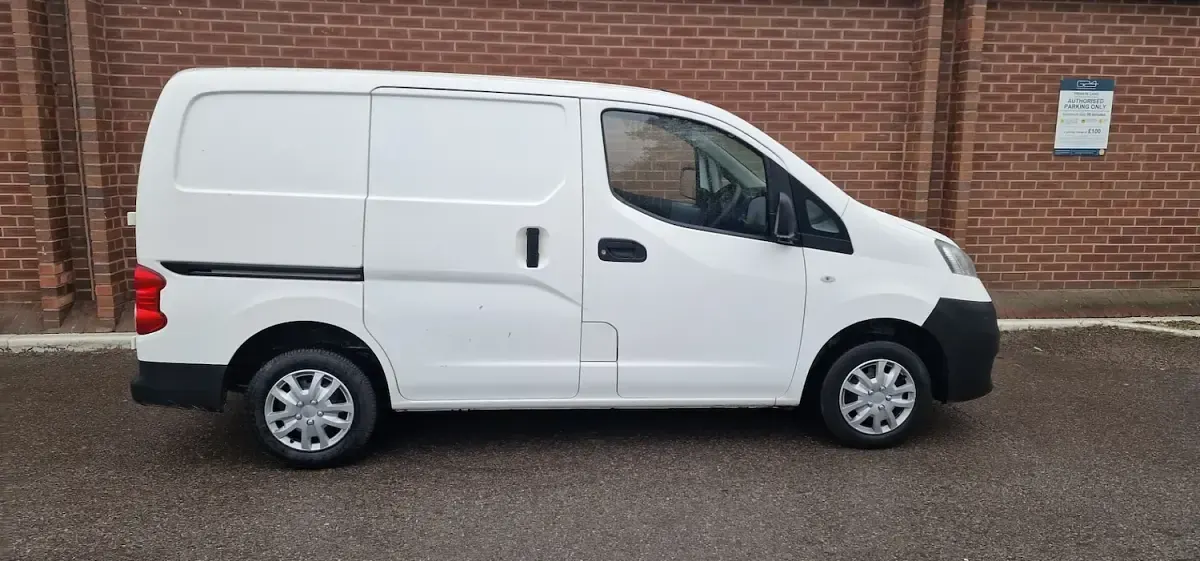 Used Nissan NV200 Acenta 2018 White MPV