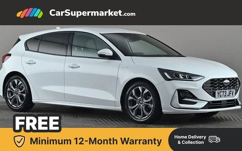 Used Ford Focus ST-Line 125 HP (91 kW) 2023 White Hatchback