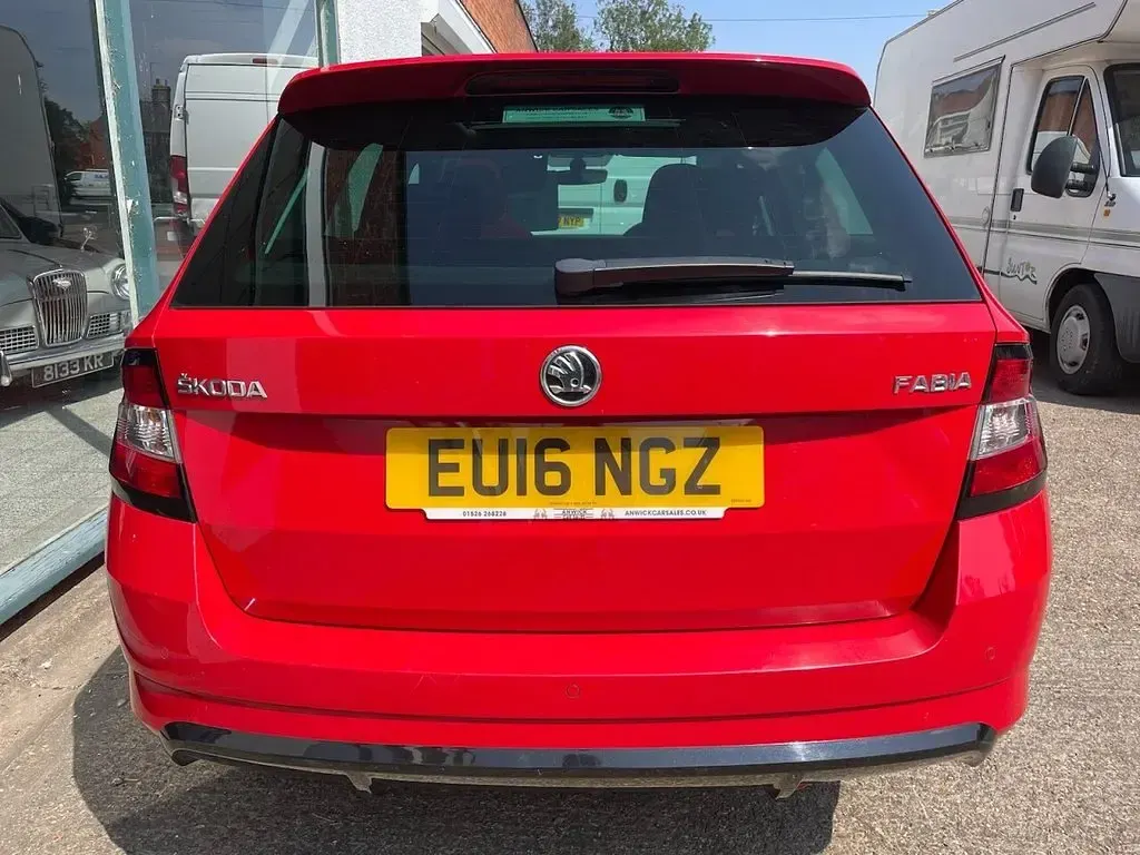Used Skoda Fabia Monte Carlo 90 HP (66 kW) 2016 Red Estate