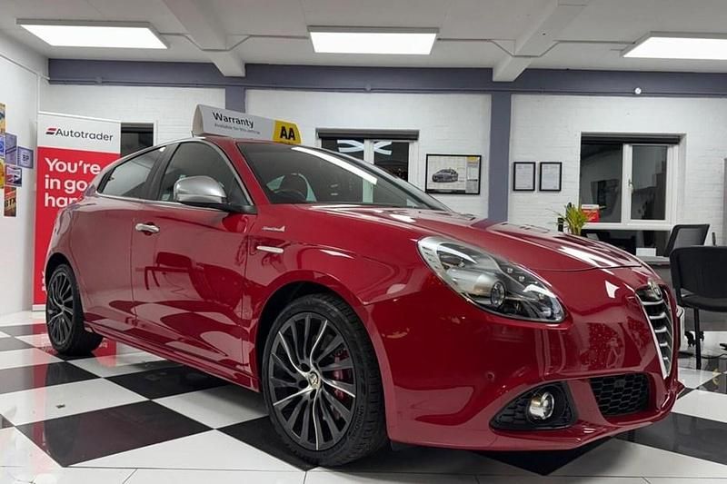 Red Used 2014 Alfa Romeo Giulietta Hatchback | £7,995 (Fair price) - Image 1/1