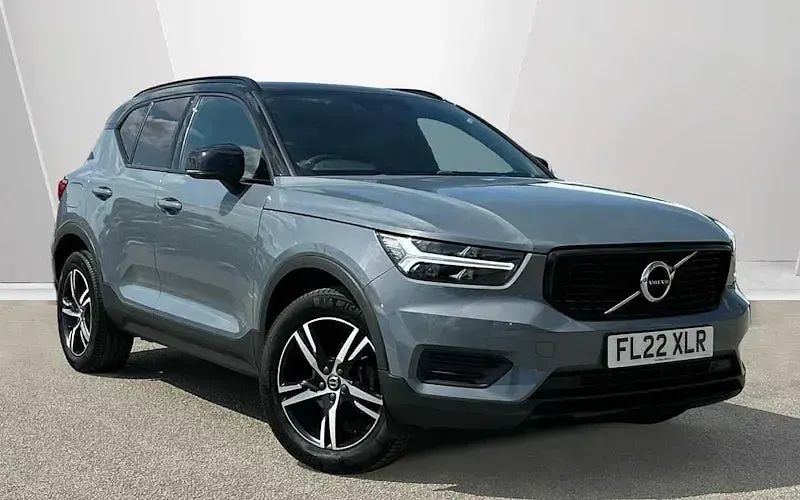Used Volvo XC40 R-Design 163 HP (119 kW) 2021 SUV