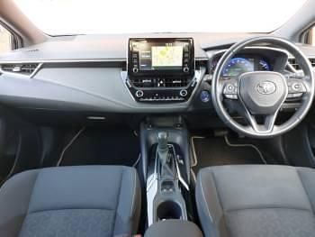 Used Toyota Corolla Design 184 HP (135 kW) 2020 Black Hatchback