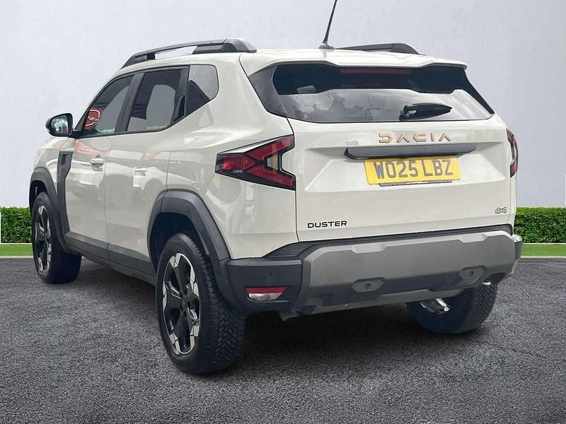 Used Dacia Duster Extreme 130 HP (95 kW) 2025 White Hatchback