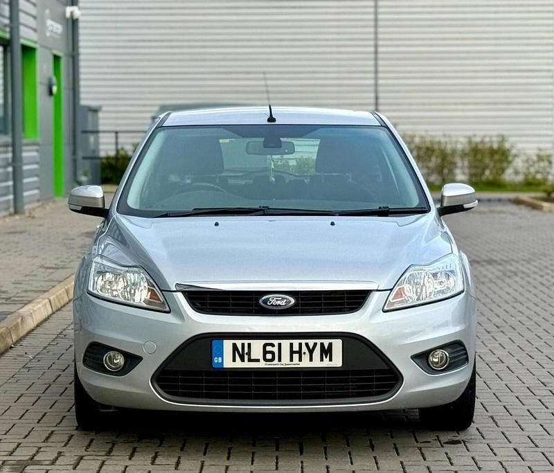 Used Ford Focus Sport 110 HP (80 kW) 2011 Silver Hatchback