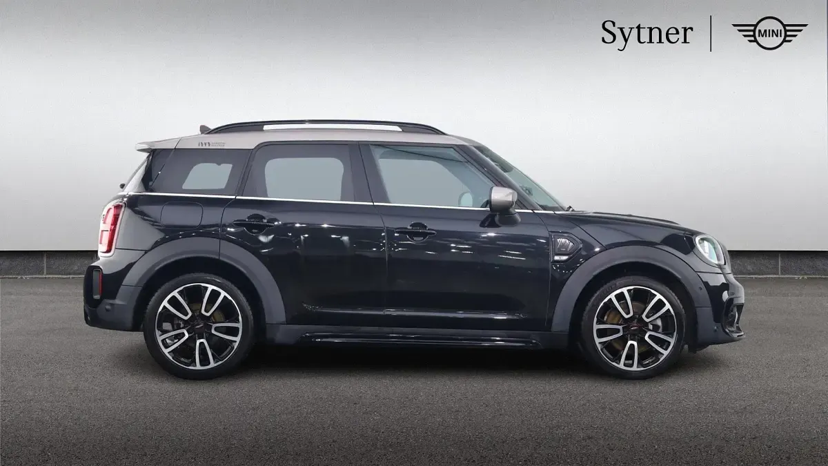 Used Mini Cooper S Countryman 192 HP (141 kW) 2022 Black SUV