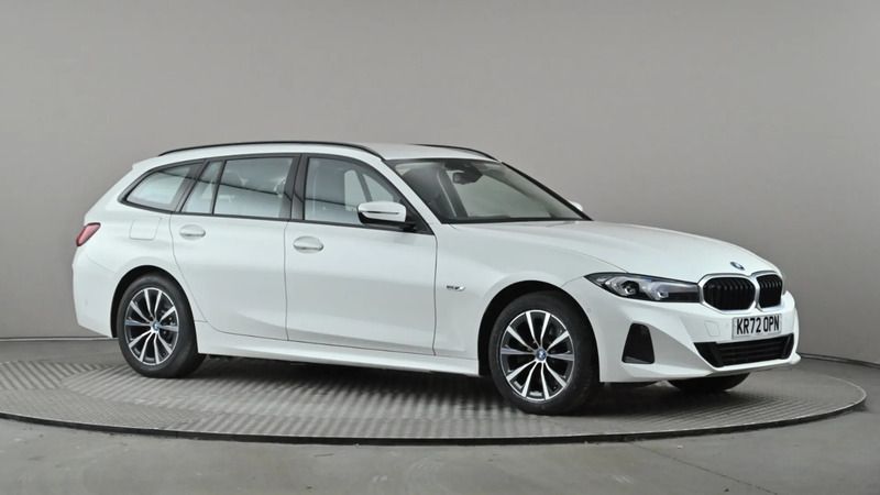 White Used 2022 BMW 330e Sport Line Estate | £23,798 (A bit pricey) - Image 1/4