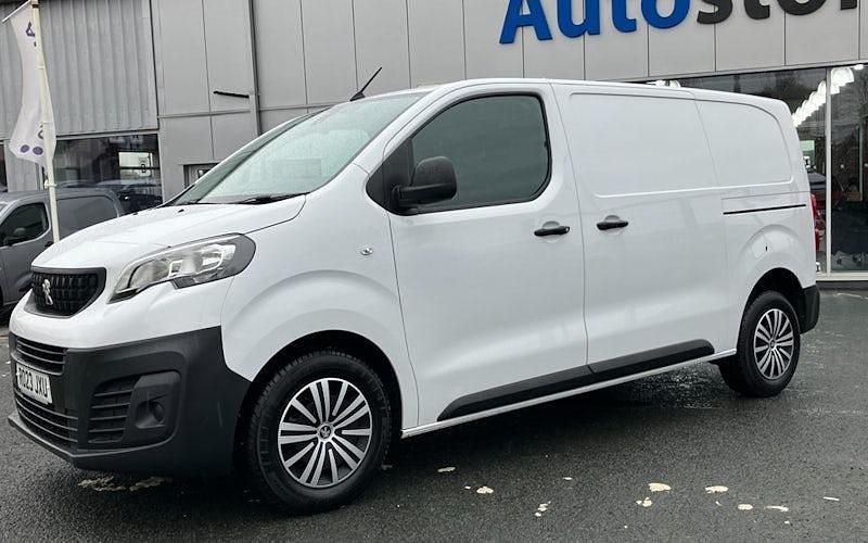 Used Peugeot Expert Premium 102 HP (75 kW) 2023 Van