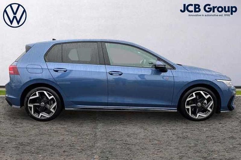 Used VW Golf VIII R-line 150 HP (110 kW) 2025 Blue Hatchback