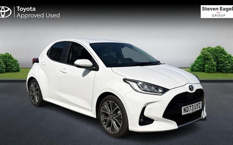 Usado Toyota Yaris Hybrid 116 HP (85 kW) 2025 Citadino