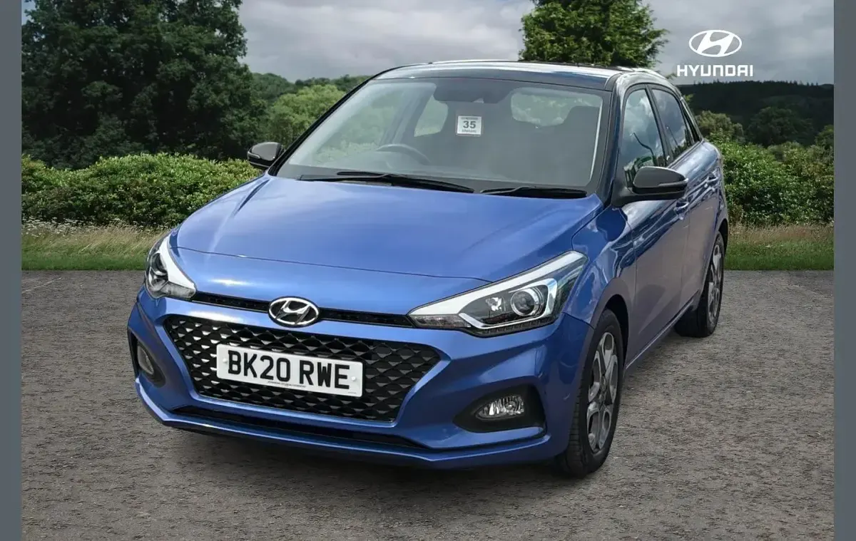 Used Hyundai i20 83 HP (61 kW) 2020 Blue Hatchback