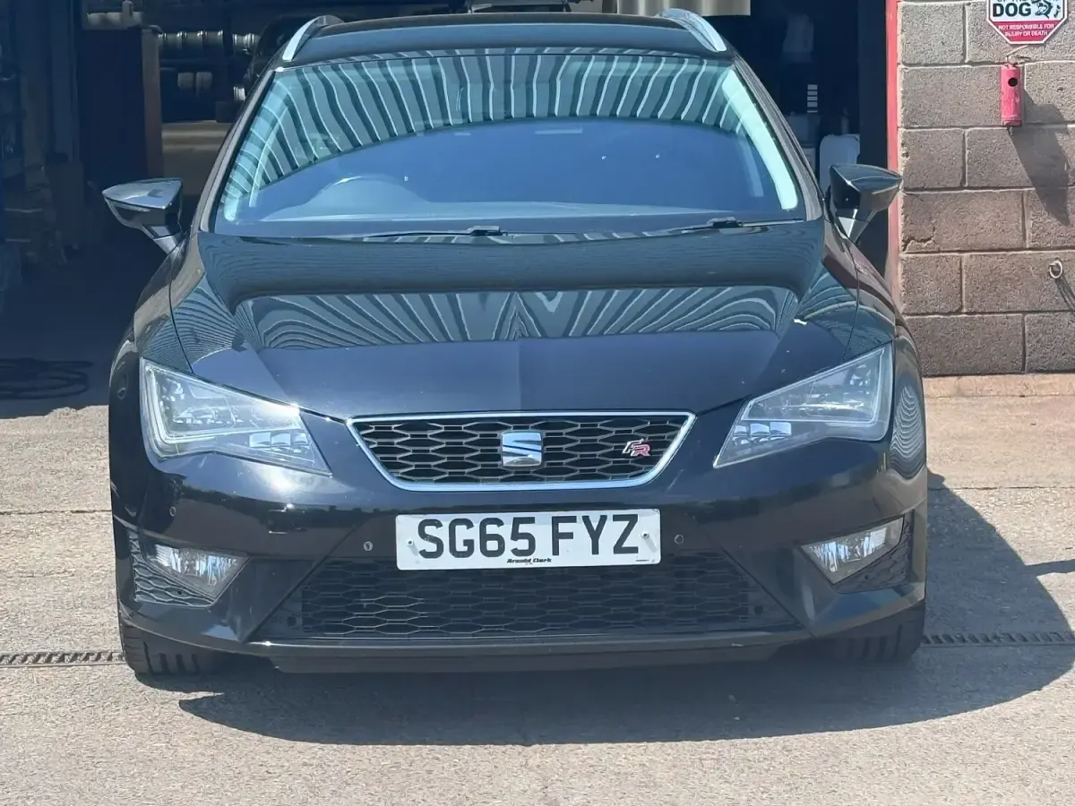 Used Seat Leon FR 150 HP (110 kW) 2015 Black Estate