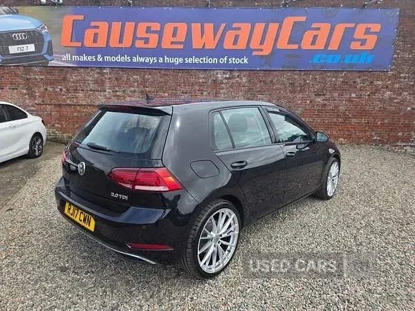Used VW Golf VII SE 150 HP (110 kW) 2017 Black Hatchback