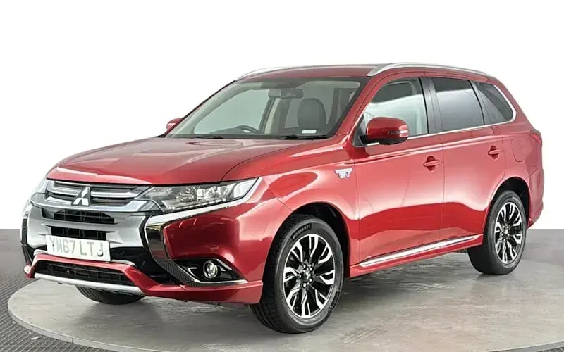 Used Mitsubishi Outlander P-HEV 203 HP (149 kW) 2018 SUV