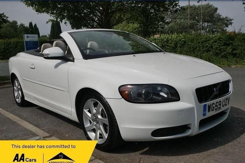 White Used 2010 Volvo C70 Cabriolet | £2,995 (Fair price) - Image 1/1