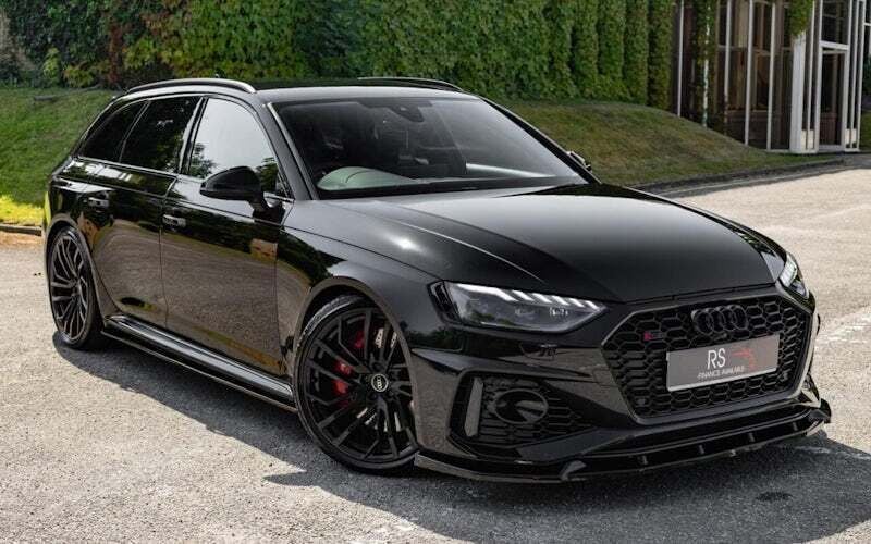Used 2025 Audi RS4 Sport Estate | £49,950 (Super price) - Image 1/4