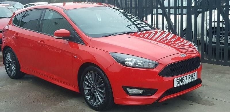 Used Ford Focus ST-Line 2017 Red Hatchback