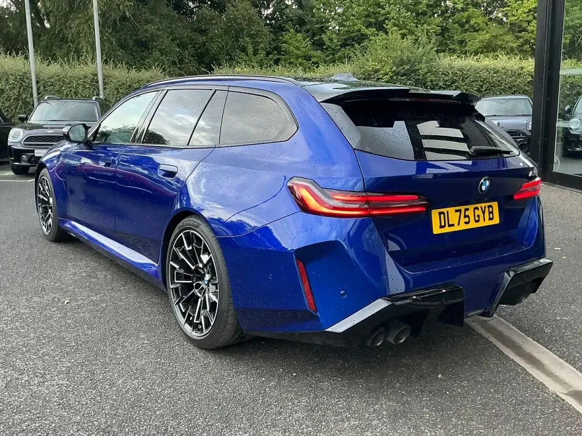 Used BMW M5 Comfort Edition 717 HP (527 kW) 2026 Blue Estate