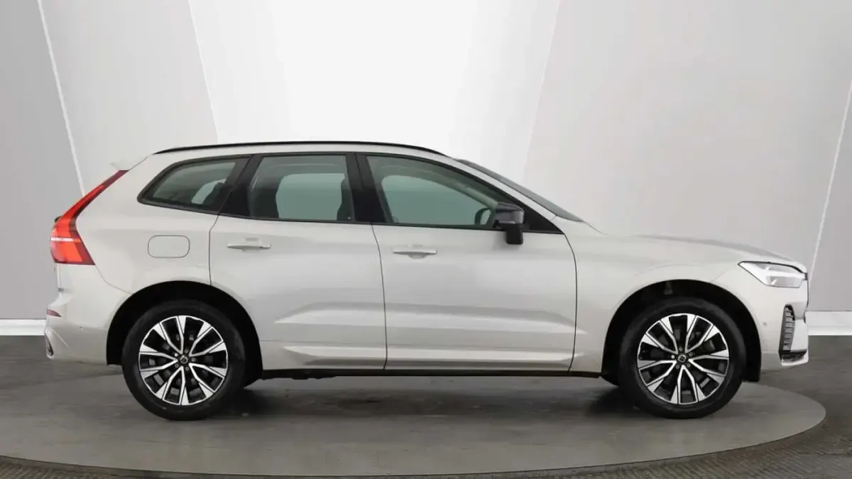 Used Volvo XC60 Plus 194 HP (142 kW) 2023 SUV