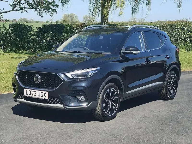Używany MG ZS Exclusive 106 KM (77 kW) 2023 Czarny SUV