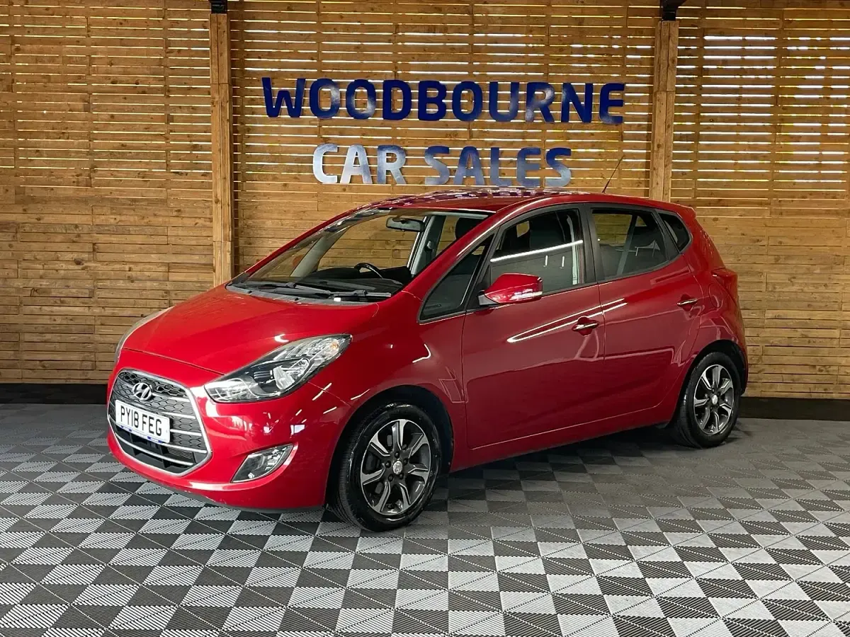 Used Hyundai i20 SE 2018 Red MPV