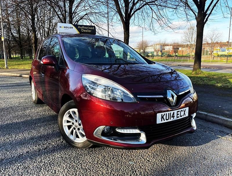 Used Renault Scénic III Dynamique 2014 Red MPV
