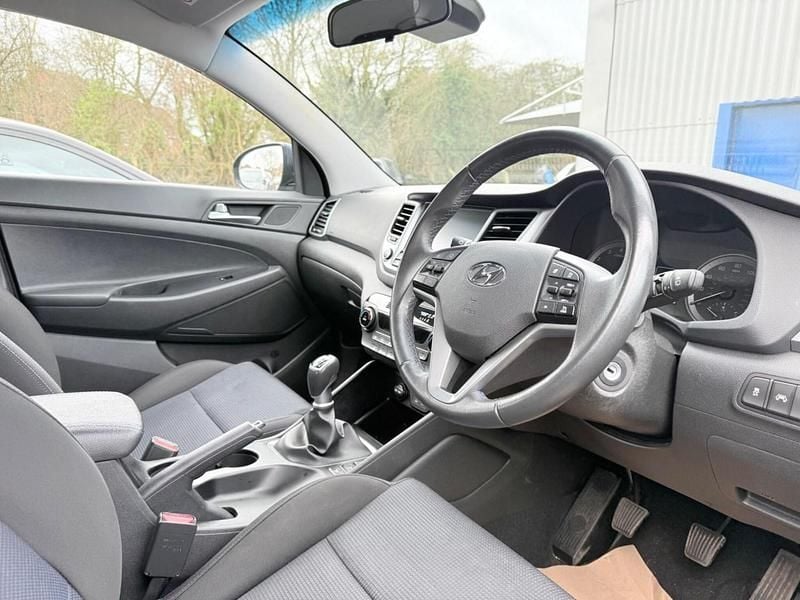 Used Hyundai Tucson SE 132 HP (97 kW) 2018 Blue SUV