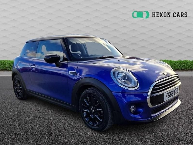 Blue Used 2020 Mini Cooper Classic Hatchback | £10,995 (Fair price) - Image 1/3