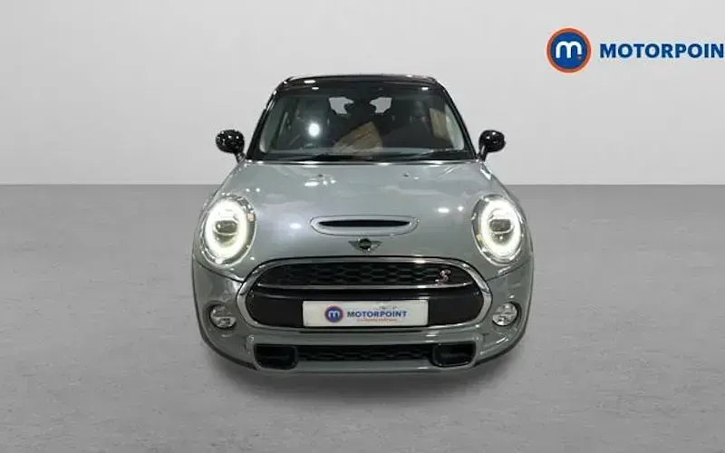 Begagnad Mini Cooper S Classic 192 HK (141 kW) 2019 Grå Halvkombi