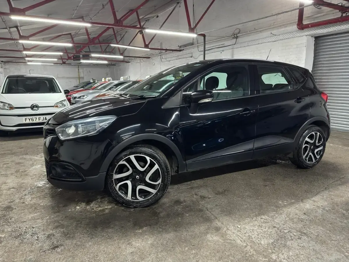 Używany Renault Captur Dynamique 90 KM (66 kW) 2015 Czarny SUV