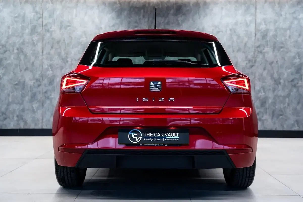 Used Seat Ibiza SE Technology 95 HP (69 kW) 2018 Red Hatchback