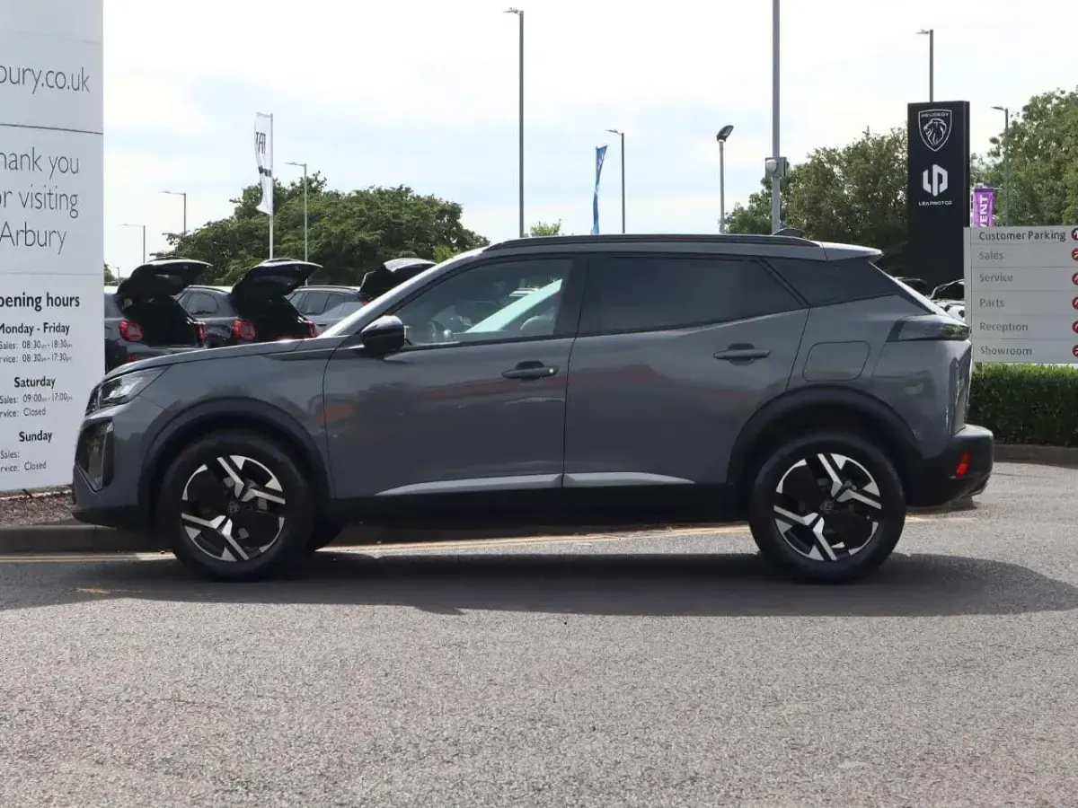 Used Peugeot 2008 Allure 129 HP (94 kW) 2024 Grey SUV