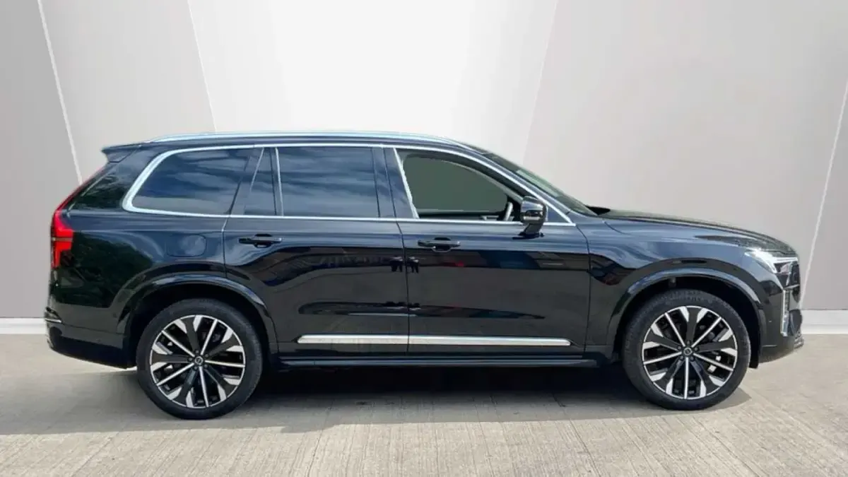 Used Volvo XC90 Ultra 455 HP (334 kW) 2025 Black SUV
