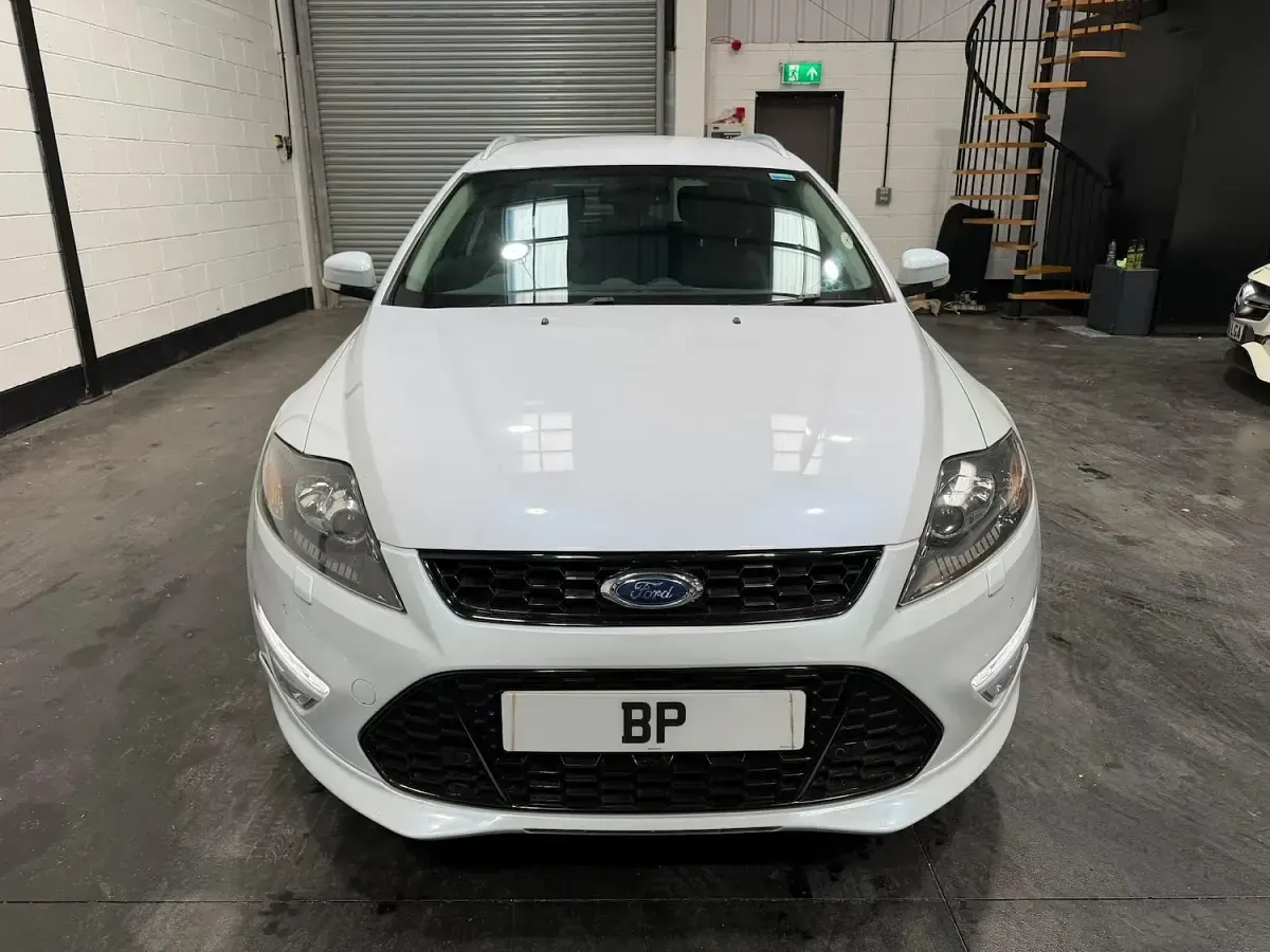 Used Ford Mondeo Titanium X 163 HP (119 kW) 2013 White Estate