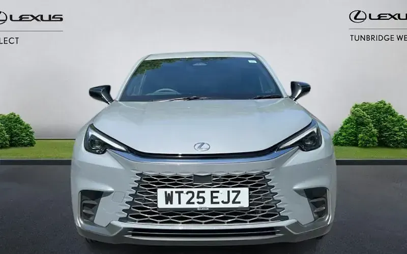 Used Lexus LBX 136 HP (100 kW) 2026 SUV