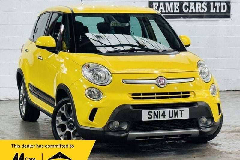 Yellow Used 2014 Fiat 500L Trekking MPV | £5,000 (Good price) - Image 1/1