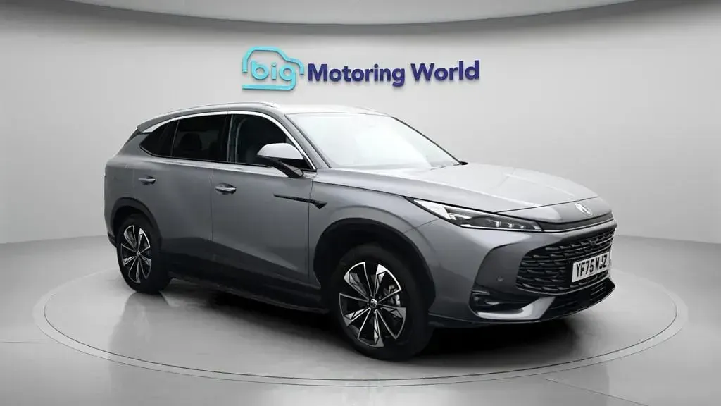 Used MG HS Trophy 303 HP (222 kW) 2025 SUV