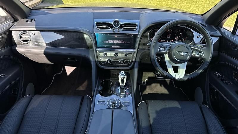 Used Bentley Bentayga 550 HP (404 kW) 2023 Grey SUV