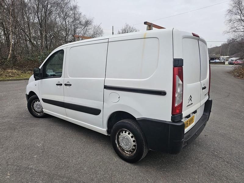 Używany Citroën Dispatch 90 KM (66 kW) 2015 Biały Minivan