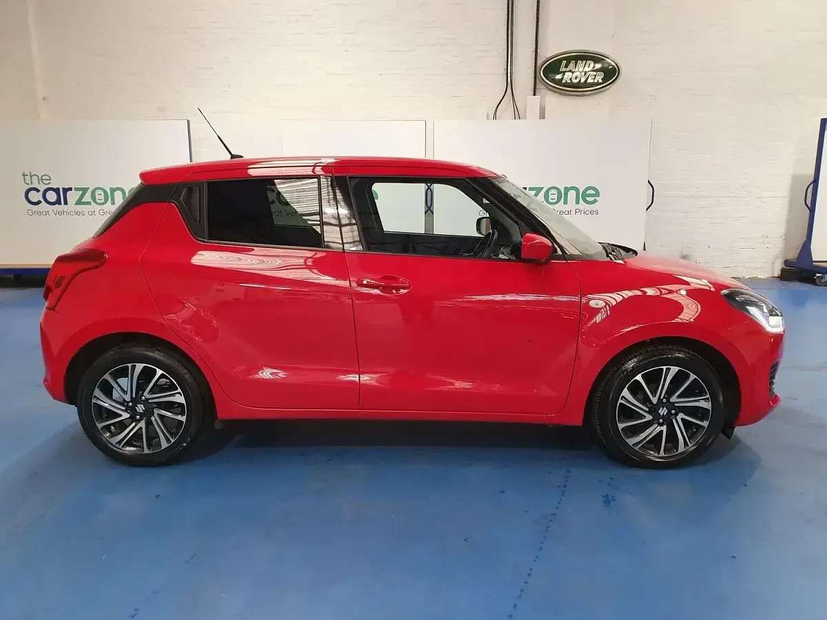 Used Suzuki Swift SZ-L 83 HP (61 kW) 2023 Red Hatchback