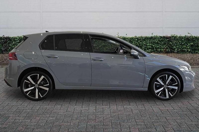 New VW Golf VIII Match 204 HP (150 kW) 2026 Moonstone grey Hatchback