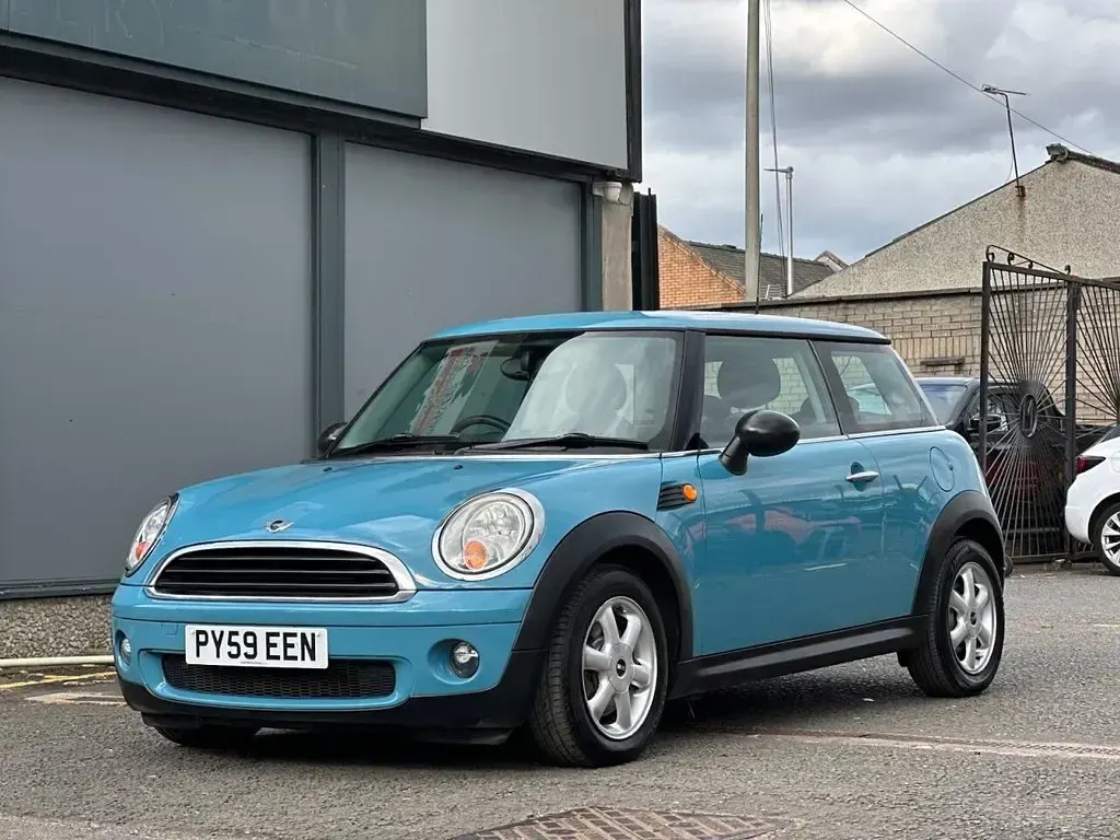 Used Mini ONE Hatch 95 HP (69 kW) 2009 Blue Hatchback